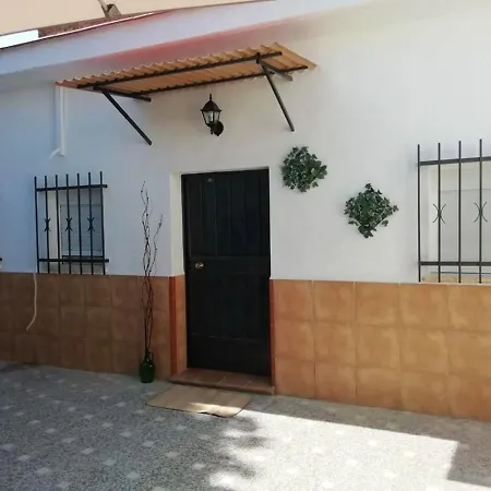 Dom wakacyjny One Bedroom House With Garden And Wifi At Sewilla